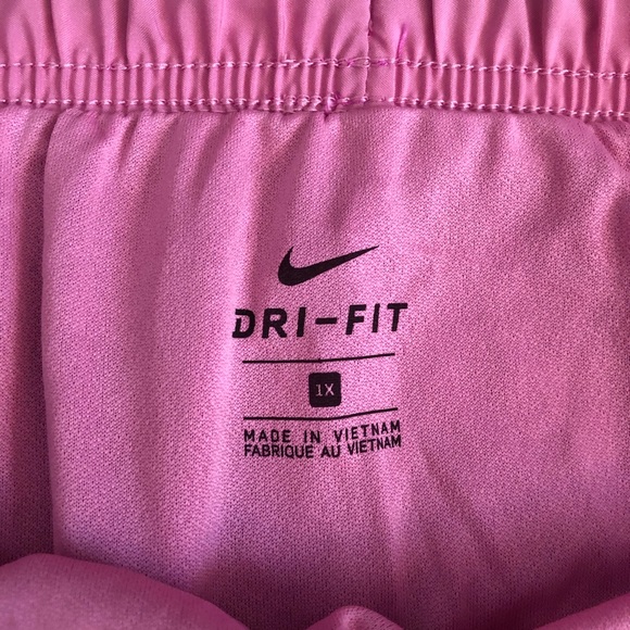 NIKE | Tempo Shorts - Picture 6 of 10